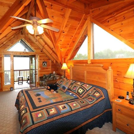 A Stone'S Throw Cabin Villa Pigeon Forge Ngoại thất bức ảnh