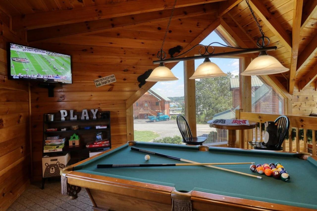 A Stone'S Throw Cabin Villa Pigeon Forge Ngoại thất bức ảnh