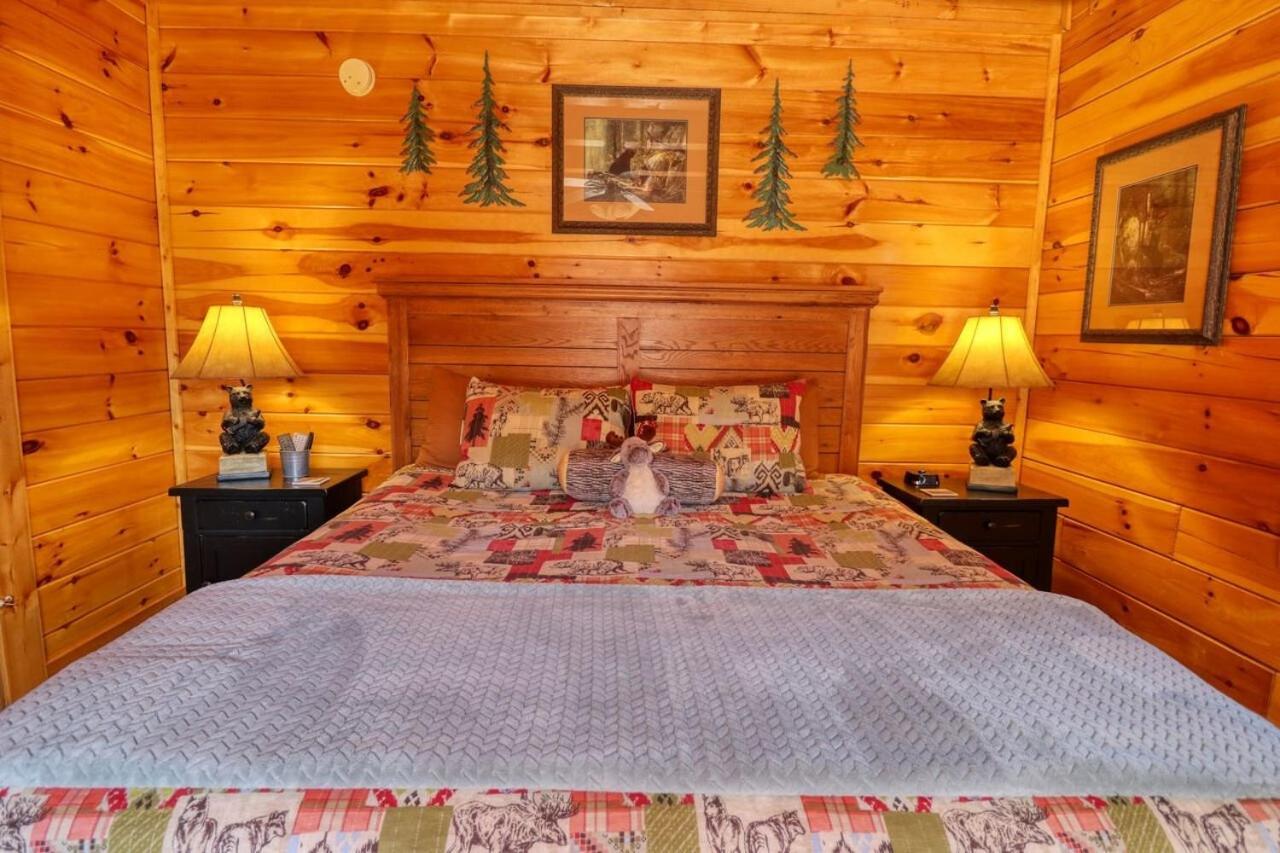 A Stone'S Throw Cabin Villa Pigeon Forge Ngoại thất bức ảnh