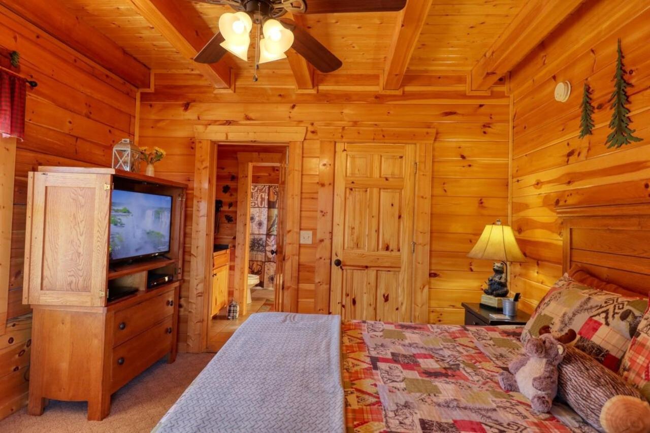 A Stone'S Throw Cabin Villa Pigeon Forge Ngoại thất bức ảnh